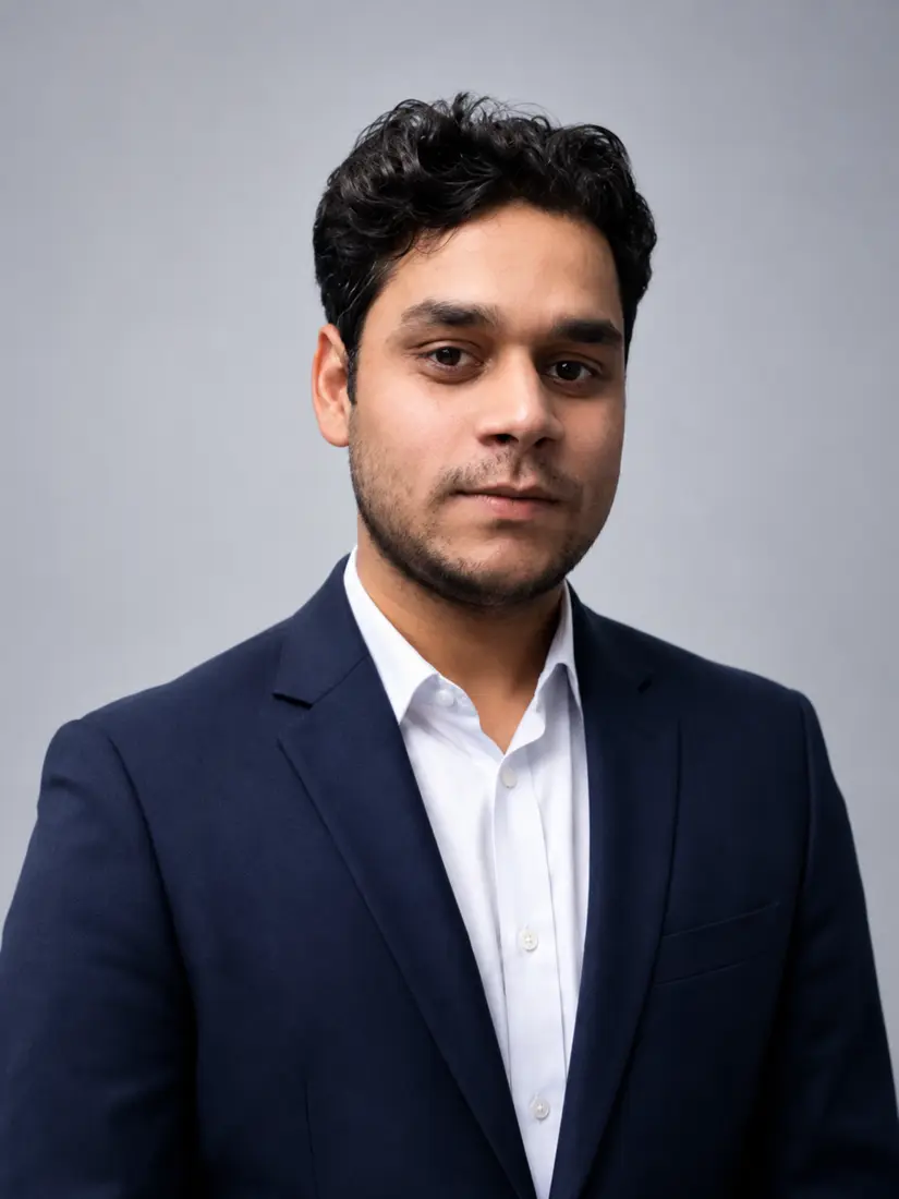 Professional portrait of Hari Raj Singh
